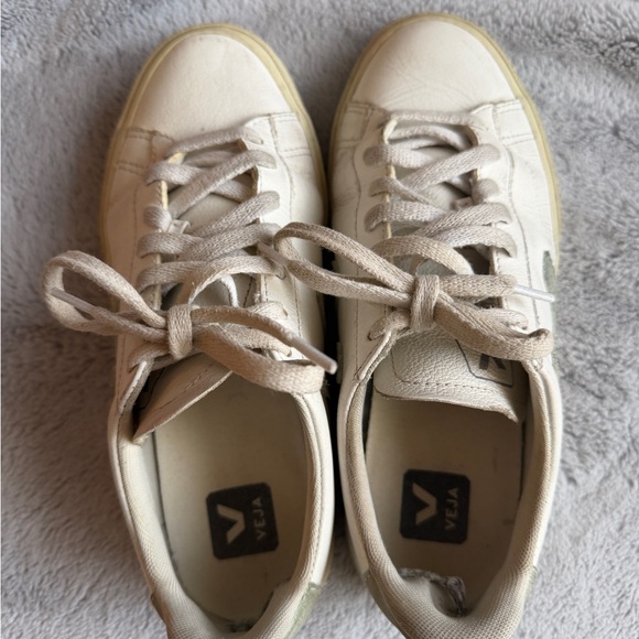 Veja Campo Leather White Matcha - Picture 4 of 10